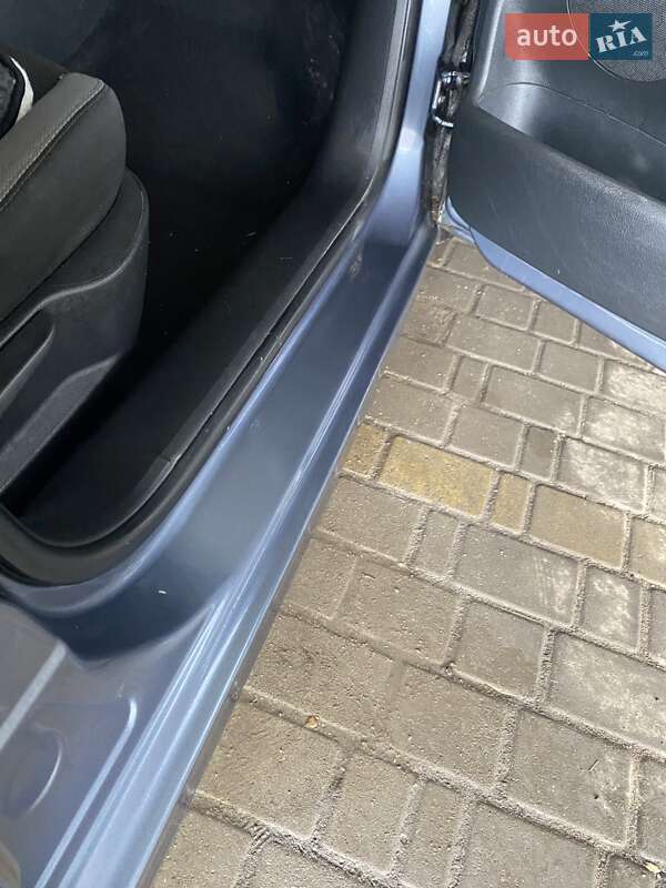 Хетчбек Peugeot 207 2008 в Старокостянтинові