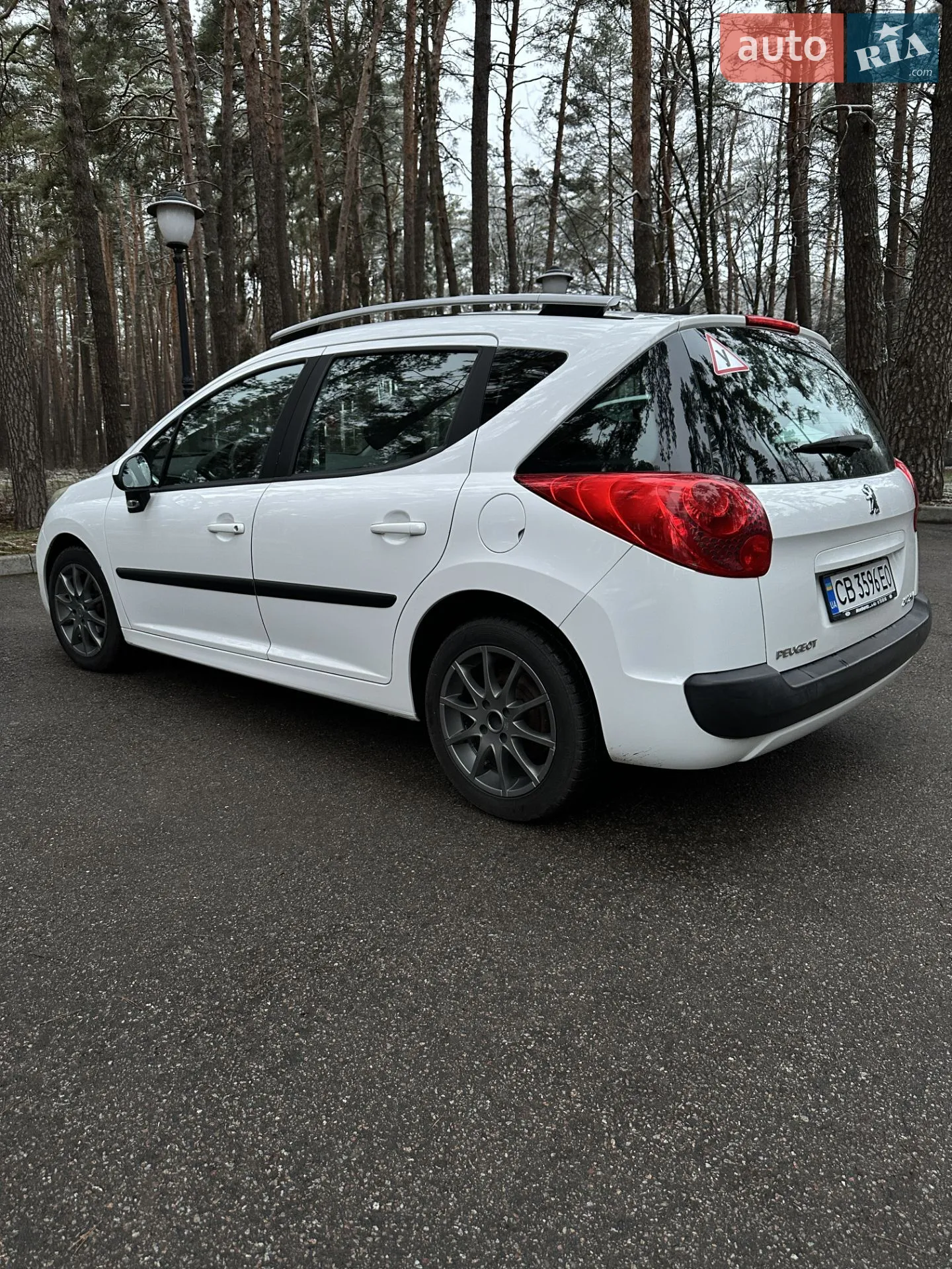 2010 Peugeot 207 - мініатюра 7