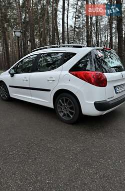 Універсал Peugeot 207 2010 в 