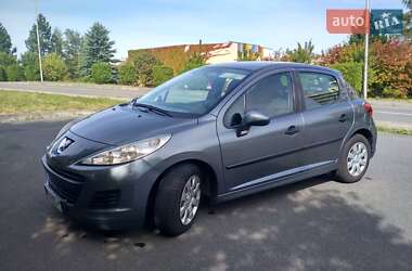 Хэтчбек Peugeot 207 2011 в 
