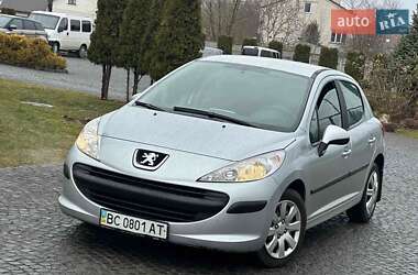 Хэтчбек Peugeot 207 2006 в Жовкве