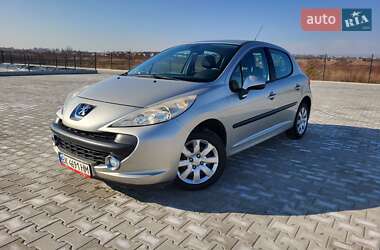 Хетчбек Peugeot 207 2009 в Рівному