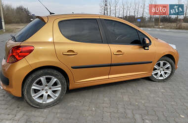 Хэтчбек Peugeot 207 2007 в Ивано-Франковске