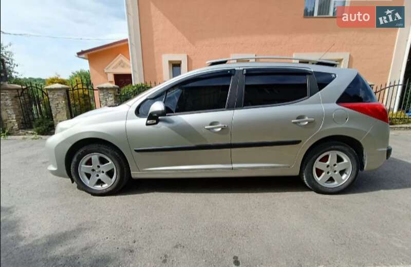 Універсал Peugeot 207 2009 в 
