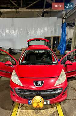 Хэтчбек Peugeot 207 2006 в Киеве