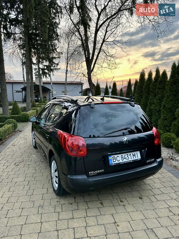 Универсал Peugeot 207 2009 в Новояворовске