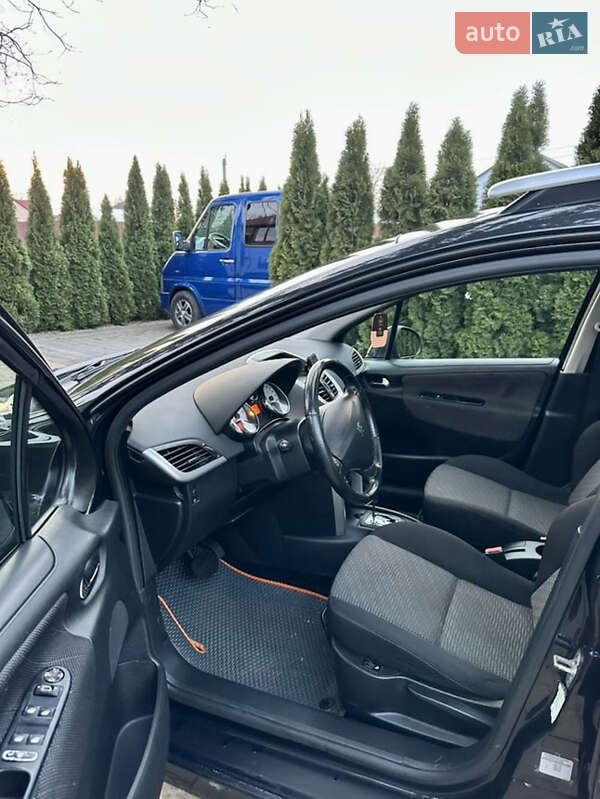 Универсал Peugeot 207 2009 в Новояворовске