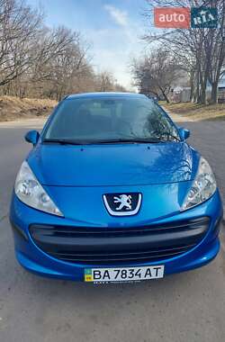 Хэтчбек Peugeot 207 2006 в 