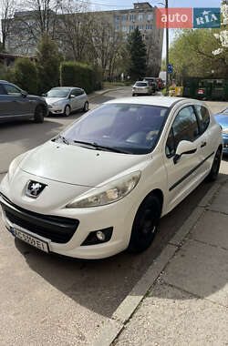Хэтчбек Peugeot 207 2011 в Львове
