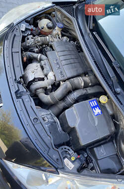 Хетчбек Peugeot 207 2010 в 