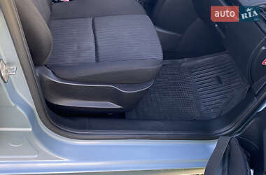 Хетчбек Peugeot 207 2010 в 