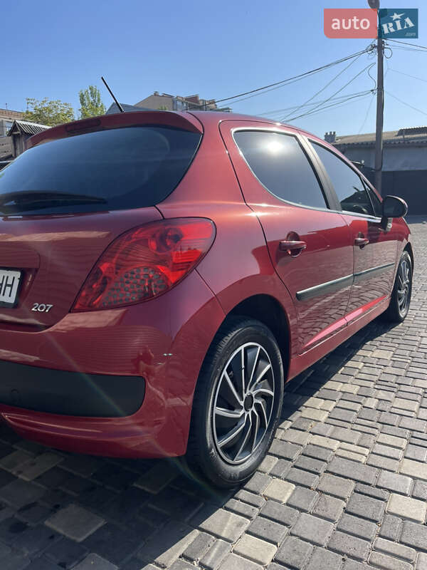 Хетчбек Peugeot 207 2007 в Миколаєві