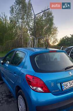 Хетчбек Peugeot 207 2012 в 