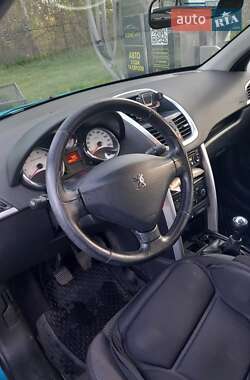 Хетчбек Peugeot 207 2012 в 