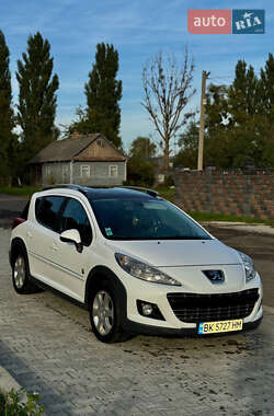 Хэтчбек Peugeot 207 2010 в Ровно
