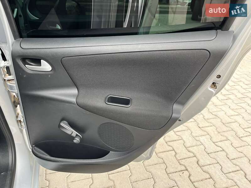 Универсал Peugeot 207 2009 в Львове