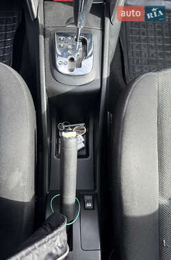 Хэтчбек Peugeot 207 2007 в 