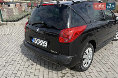 Хэтчбек Peugeot 207 2007 в 