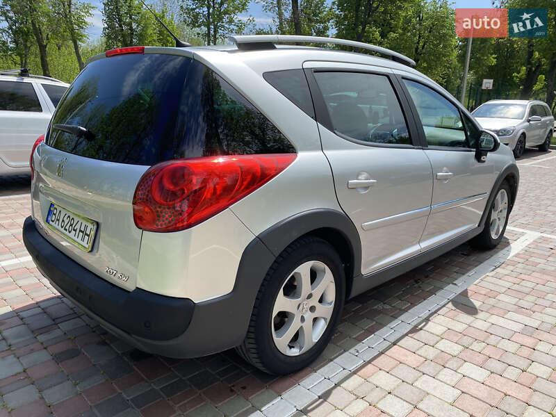 Універсал Peugeot 207 2010 в Кропивницькому