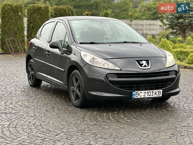 Хетчбек Peugeot 207 2009 в Жовкві