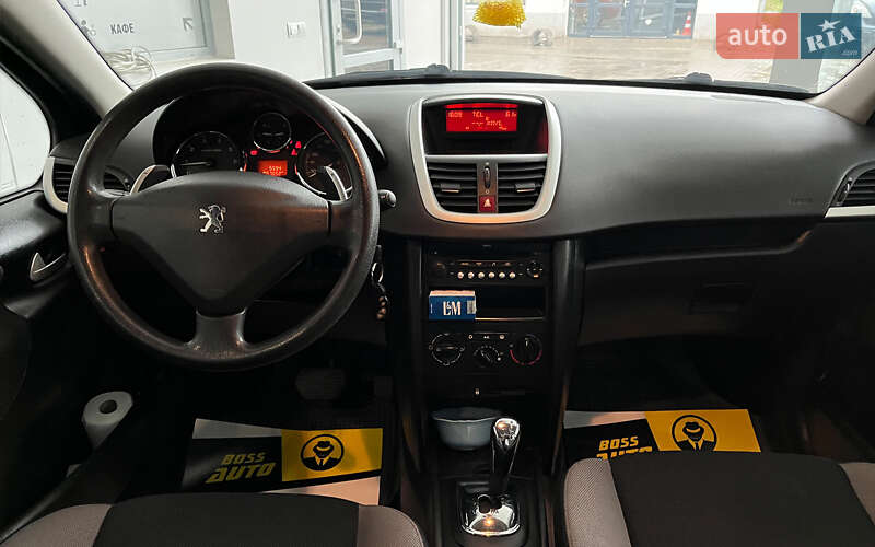 Хетчбек Peugeot 207 2008 в Шептицькому