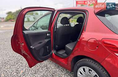 Хетчбек Peugeot 207 2010 в 