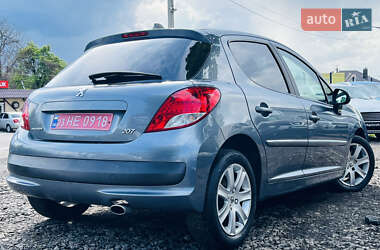 Хэтчбек Peugeot 207 2010 в 
