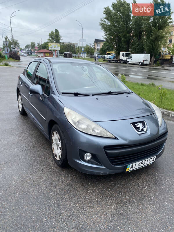 Peugeot 207 2011