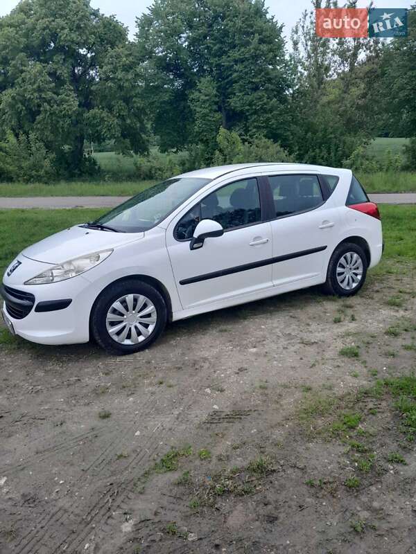 Универсал Peugeot 207 2008 в 