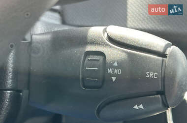 Хетчбек Peugeot 207 2009 в 