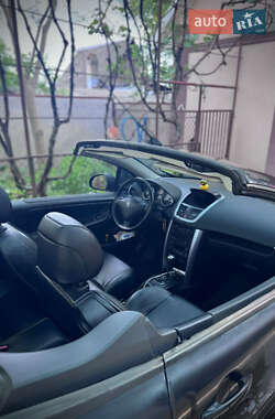 Кабриолет Peugeot 207 2007 в 