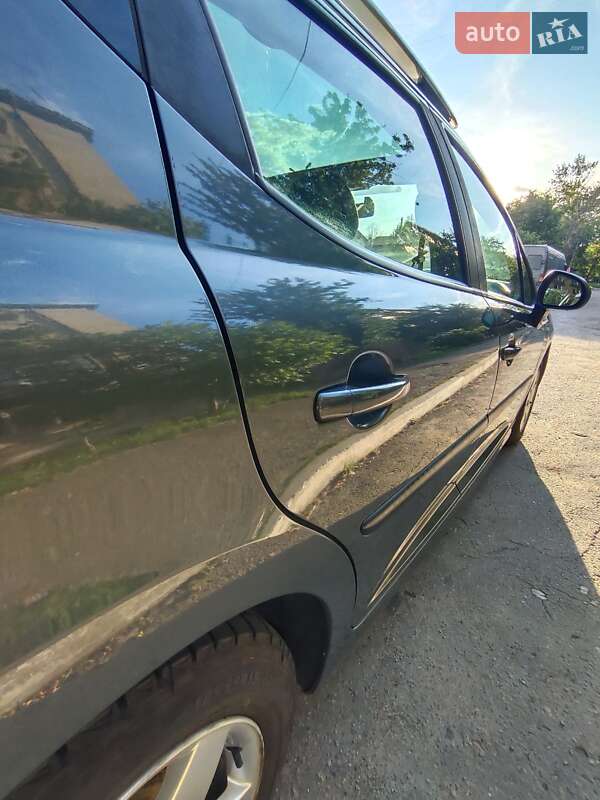 Універсал Peugeot 207 2008 в Кам'янському