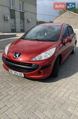 Хетчбек Peugeot 207 2006 в Новій Одесі