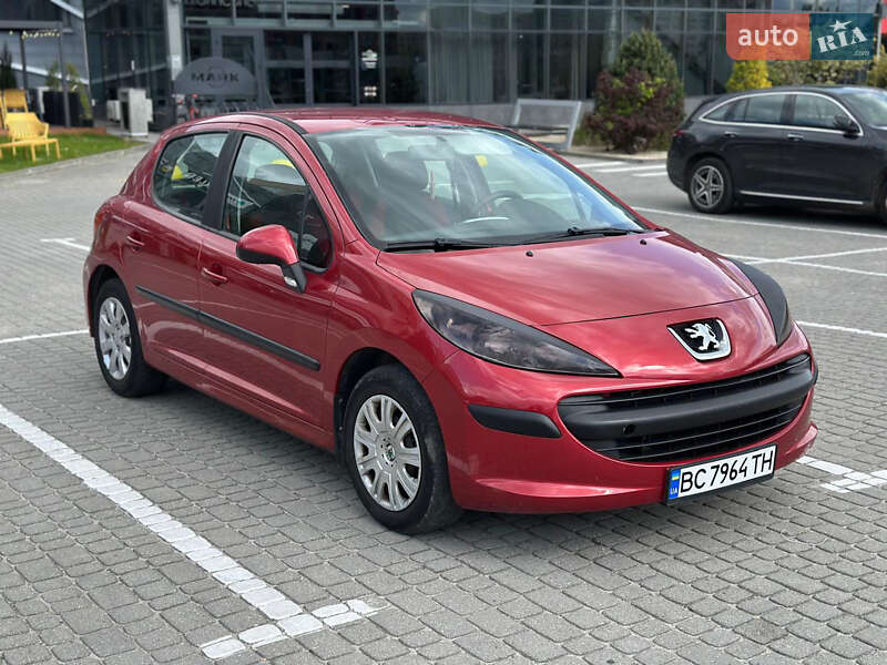 Хэтчбек Peugeot 207 2006 в Львове