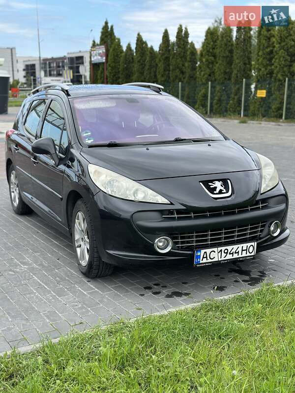 Peugeot 207 2008 Peugeot 207 2008