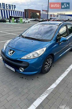 Хэтчбек Peugeot 207 2008 в 
