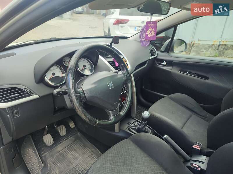 Универсал Peugeot 207 2007 в Львове