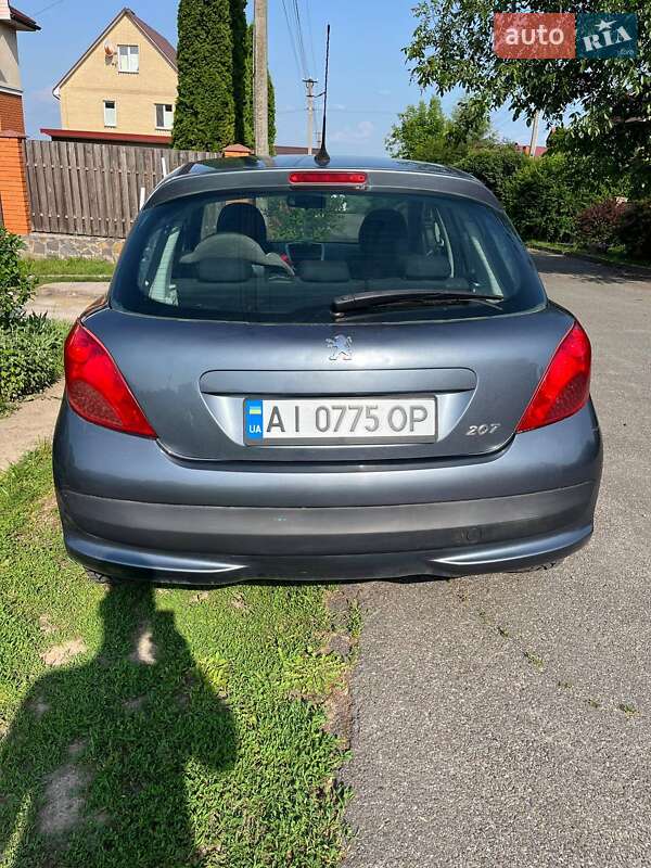 Хэтчбек Peugeot 207 2006 в Ирпене