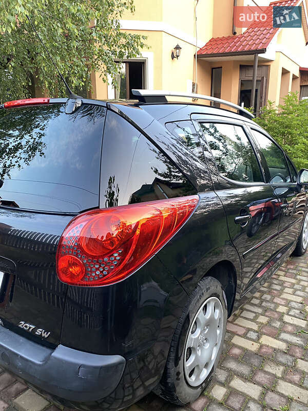 Універсал Peugeot 207 2008 в Чернівцях