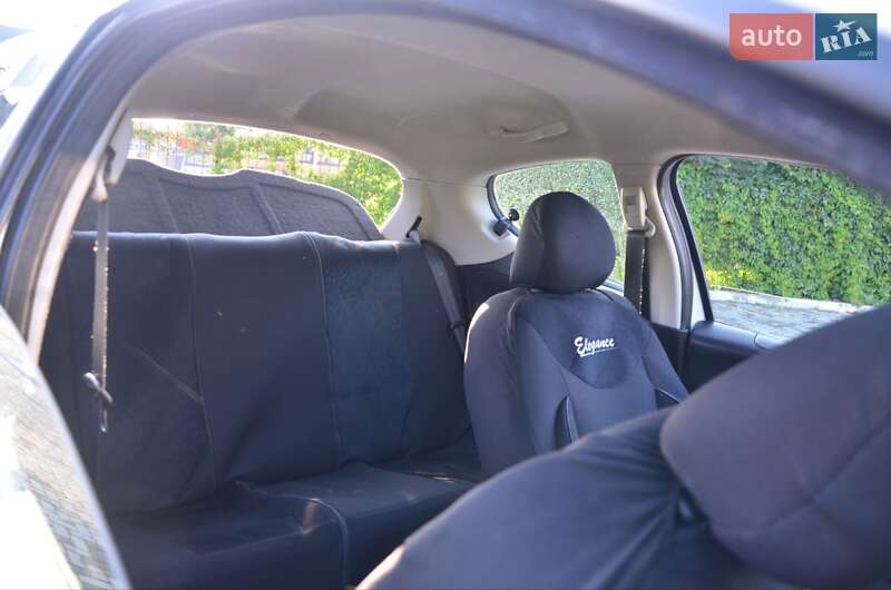 Хэтчбек Peugeot 207 2012 в Фастове