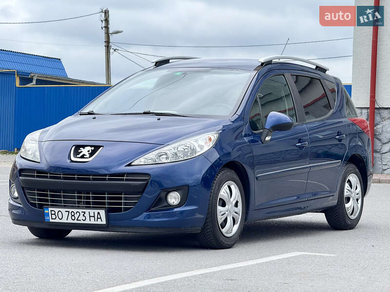 Peugeot 207 2011
