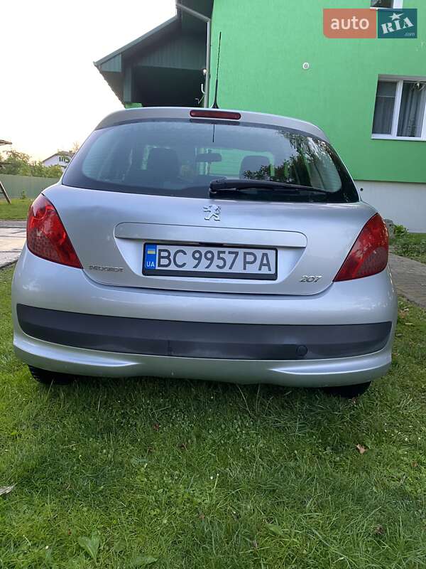Хетчбек Peugeot 207 2007 в Дрогобичі