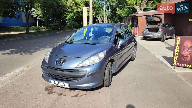 Peugeot 207 2008 Peugeot 207 2008