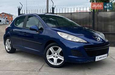Хэтчбек Peugeot 207 2010 в Киеве