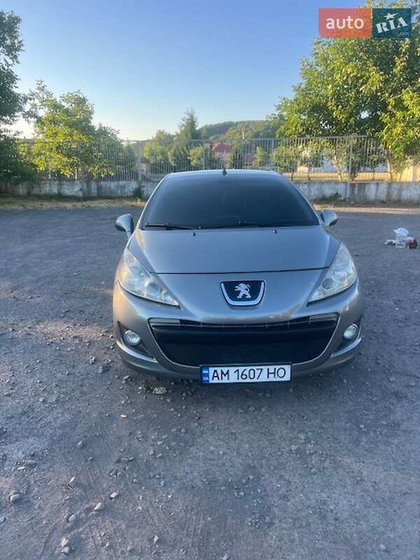 Peugeot 207 2011