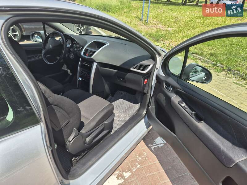 Хетчбек Peugeot 207 2007 в Хмельницькому