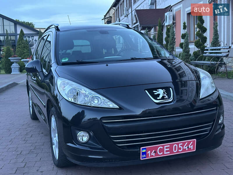 Peugeot 207 2010