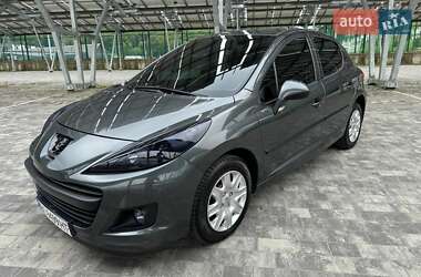 Хетчбек Peugeot 207 2010 в Львові