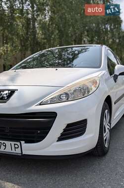 Хэтчбек Peugeot 207 2009 в Киеве