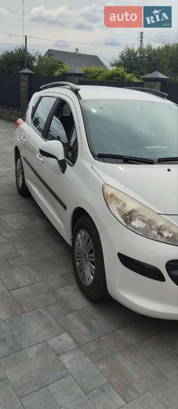 Peugeot 207 2008 Peugeot 207 2008